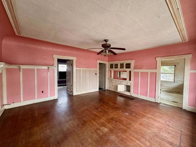1001 S 10th Street, San Jose, CA 95112