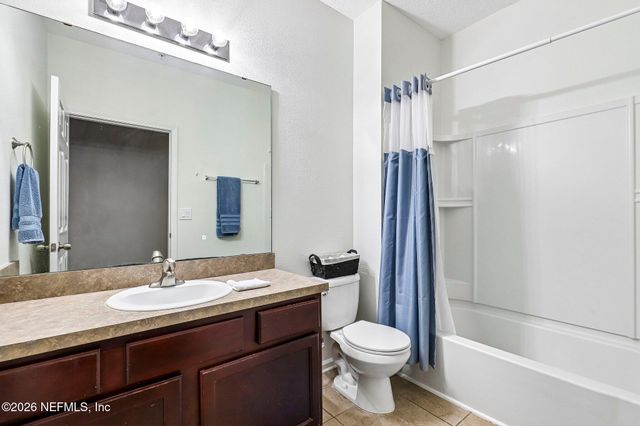4998 KEY LIME Drive 106, Jacksonville, FL 32256