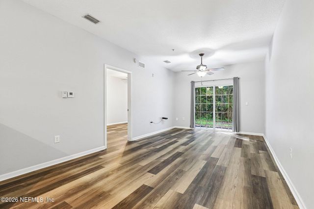 4998 KEY LIME Drive 106, Jacksonville, FL 32256