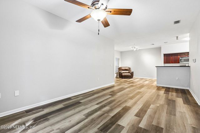 4998 KEY LIME Drive 106, Jacksonville, FL 32256