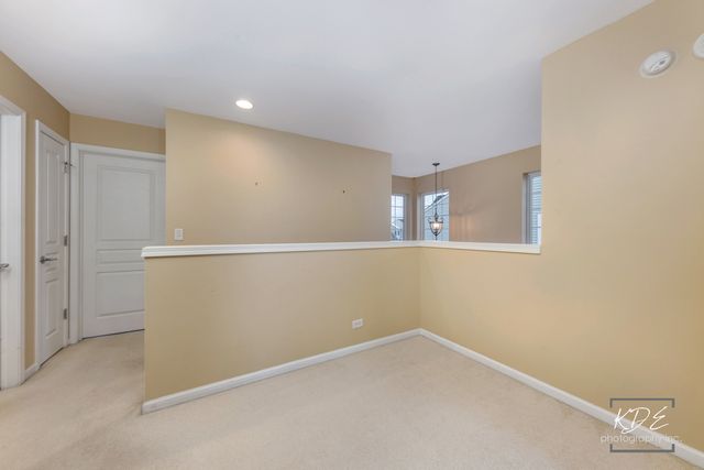 651 Hawley Drive, Oswego, IL 60543