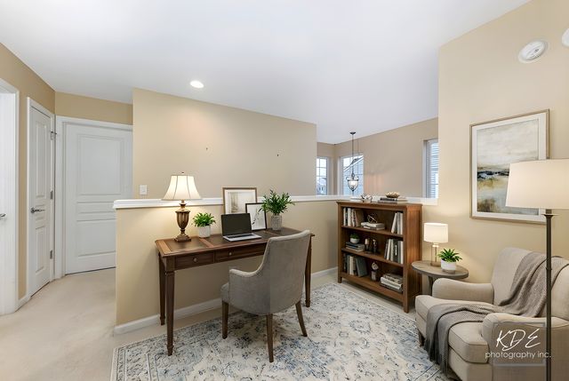 651 Hawley Drive, Oswego, IL 60543