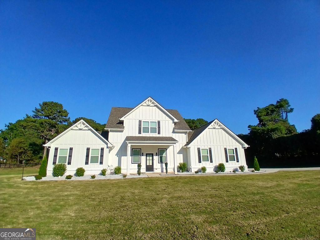 1081 E Lake Road, Mcdonough, GA 30252 — exterior