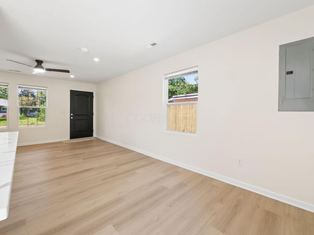 1874 Eastfield Drive, Columbus, OH 43223