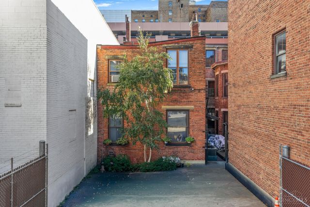 20 W Ninth Street, Cincinnati, OH 45202