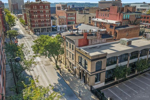 20 W Ninth Street, Cincinnati, OH 45202