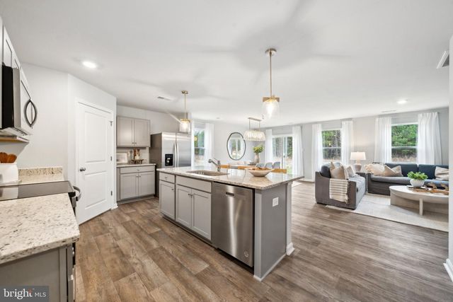 279 HEATHER LN, Staunton, VA 24401