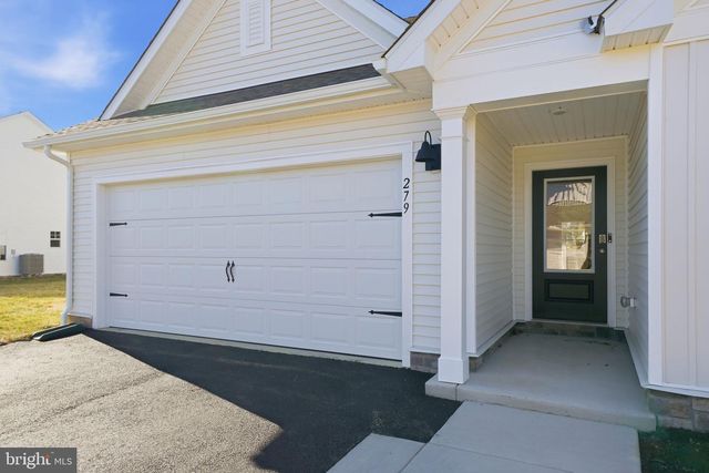 279 HEATHER LN, Staunton, VA 24401