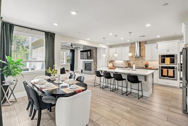 8161 Triplefin Way, Elk Grove, CA 95757