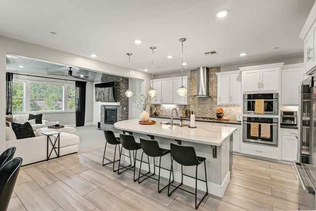 8161 Triplefin Way, Elk Grove, CA 95757