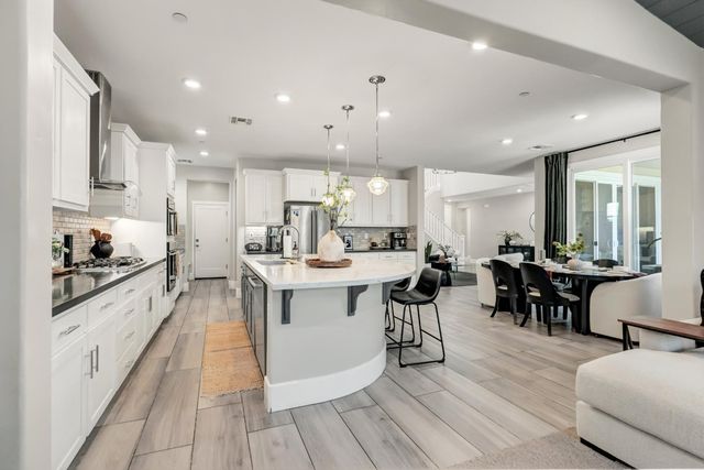 8161 Triplefin Way, Elk Grove, CA 95757