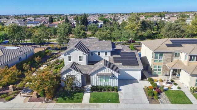 8161 Triplefin Way, Elk Grove, CA 95757