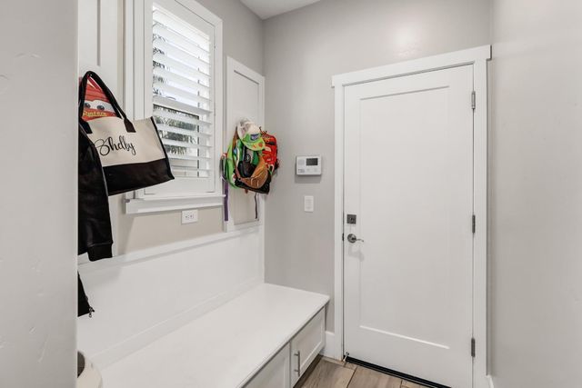 8161 Triplefin Way, Elk Grove, CA 95757