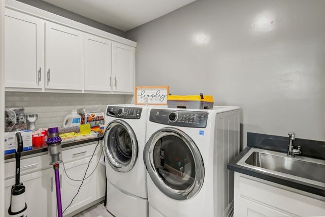 8161 Triplefin Way, Elk Grove, CA 95757