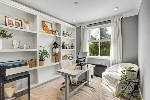 8161 Triplefin Way, Elk Grove, CA 95757