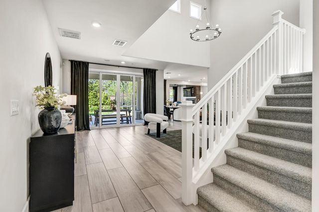 8161 Triplefin Way, Elk Grove, CA 95757