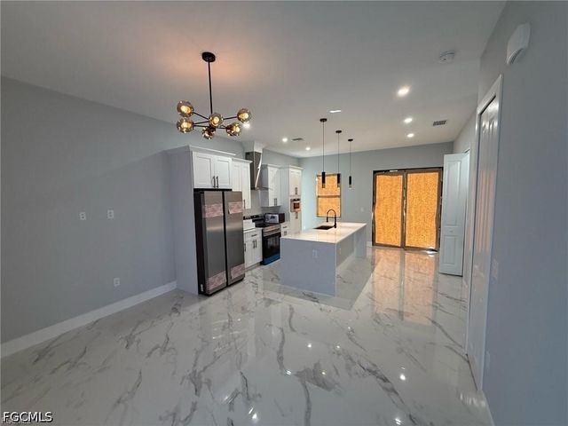 707 Ledge ST, Lehigh Acres, FL 33972