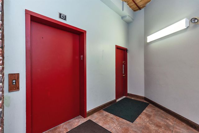 470 Silver St Apt 413, Manchester, NH 03103