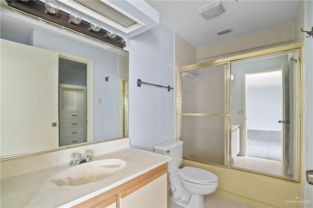 5321 N 10th Street 204, Mcallen, TX 78504