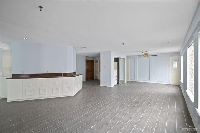 5321 N 10th Street 204, Mcallen, TX 78504