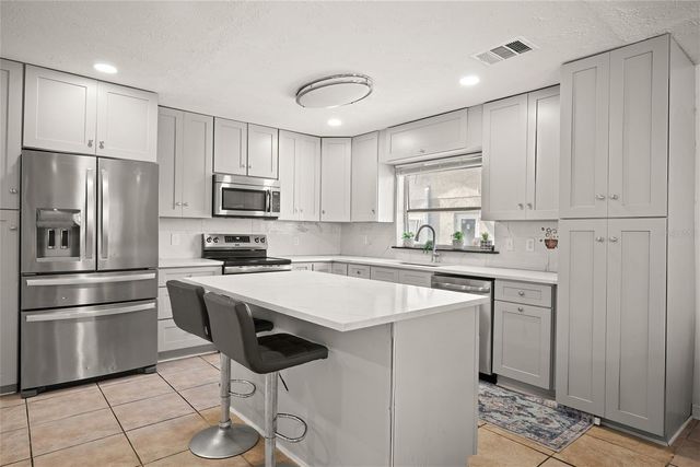 8240 OLD POST ROAD, Port Richey, FL 34668