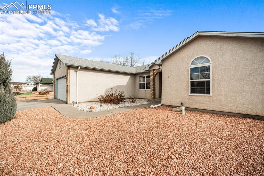 126 S Burke Court, Pueblo West, CO 81007