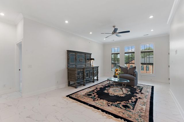 204 N Campbell Street, Valparaiso, IN 46385