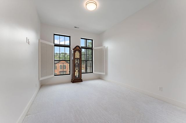 204 N Campbell Street, Valparaiso, IN 46385