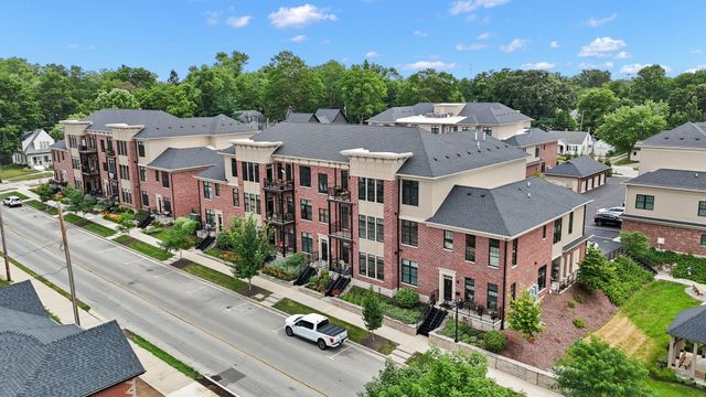 204 N Campbell Street, Valparaiso, IN 46385