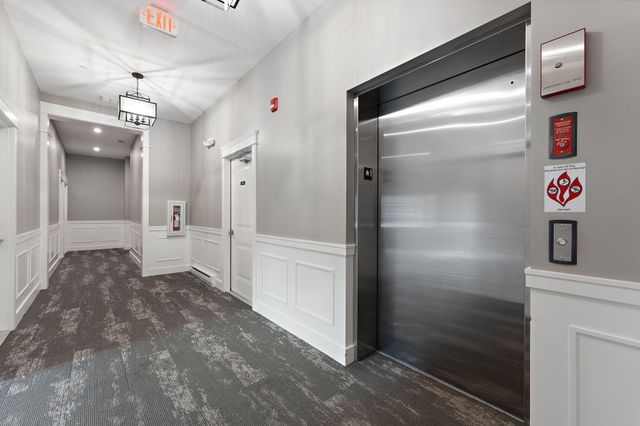 204 N Campbell Street, Valparaiso, IN 46385