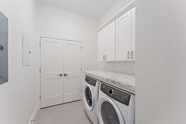 204 N Campbell Street, Valparaiso, IN 46385