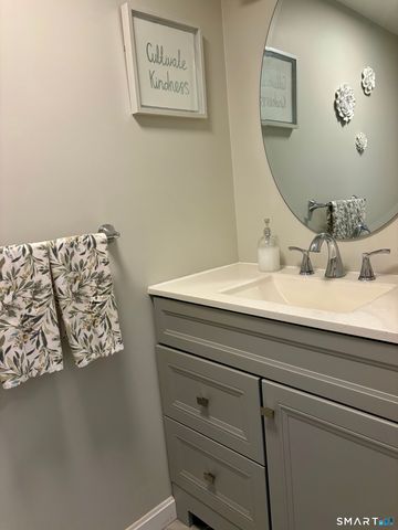 216 Natchaug Drive 216, Meriden, CT 06450