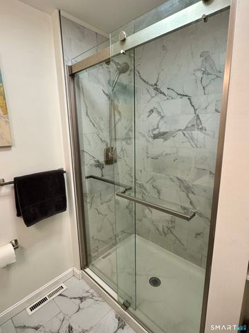 216 Natchaug Drive 216, Meriden, CT 06450