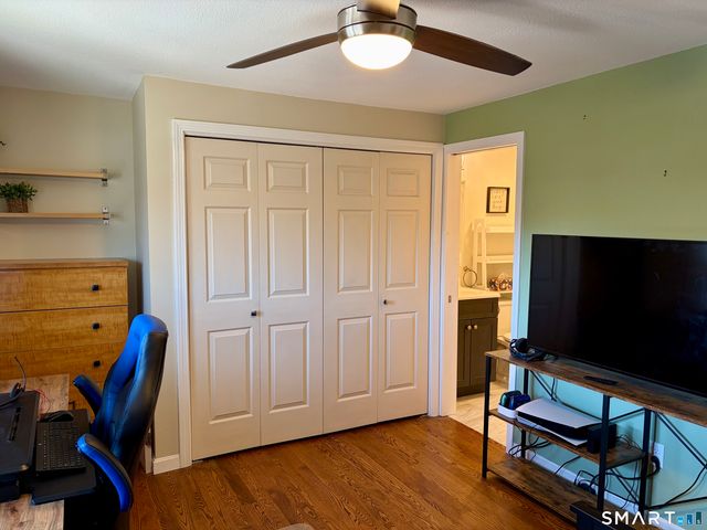 216 Natchaug Drive 216, Meriden, CT 06450