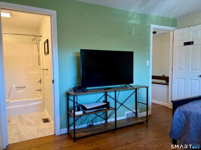 216 Natchaug Drive 216, Meriden, CT 06450