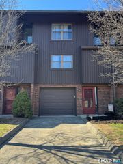 216 Natchaug Drive 216, Meriden, CT 06450