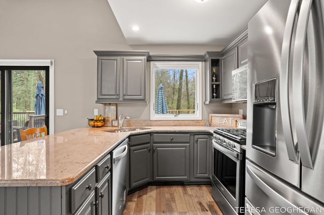 3283 Lorrimar Lane, Saugatuck, MI 49453
