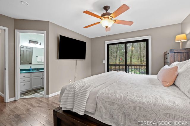 3283 Lorrimar Lane, Saugatuck, MI 49453