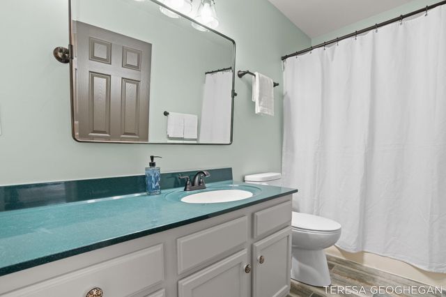 3283 Lorrimar Lane, Saugatuck, MI 49453
