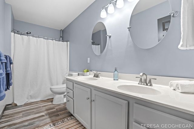 3283 Lorrimar Lane, Saugatuck, MI 49453