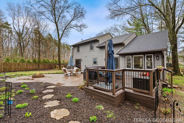 3283 Lorrimar Lane, Saugatuck, MI 49453