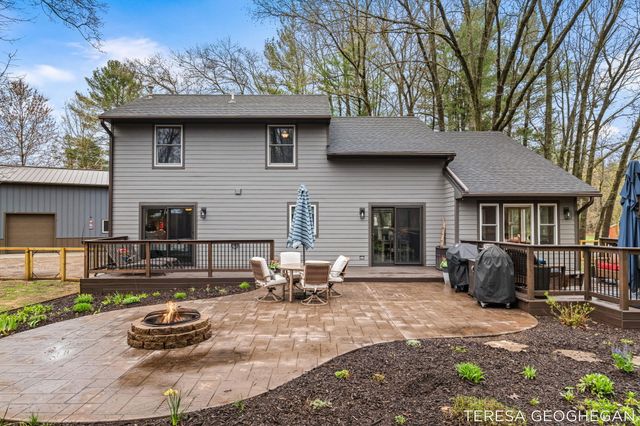 3283 Lorrimar Lane, Saugatuck, MI 49453