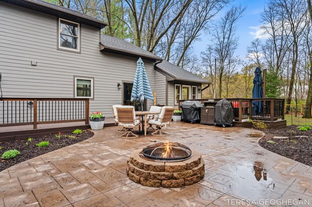 3283 Lorrimar Lane, Saugatuck, MI 49453