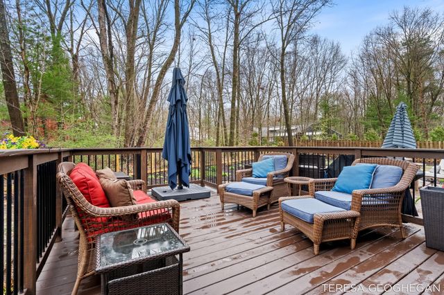3283 Lorrimar Lane, Saugatuck, MI 49453