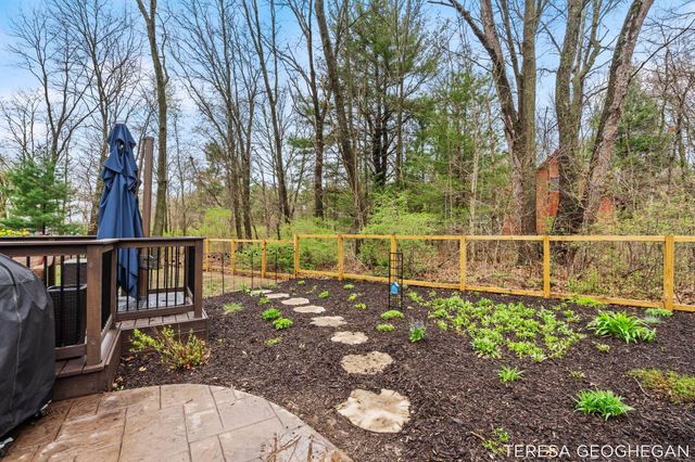 3283 Lorrimar Lane, Saugatuck, MI 49453
