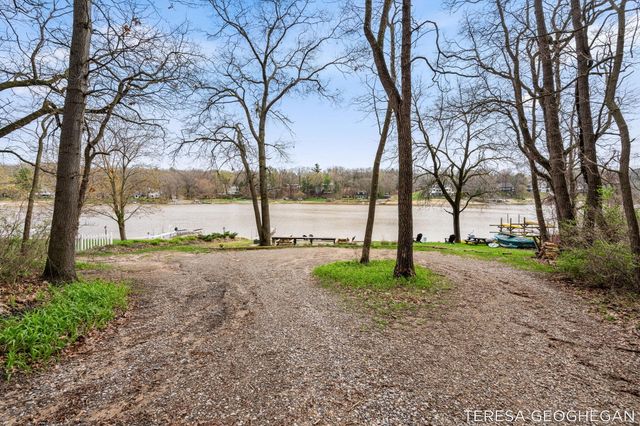 3283 Lorrimar Lane, Saugatuck, MI 49453
