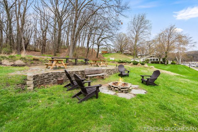 3283 Lorrimar Lane, Saugatuck, MI 49453