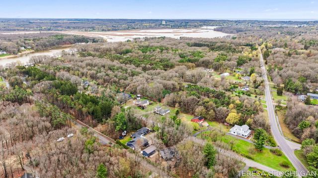 3283 Lorrimar Lane, Saugatuck, MI 49453