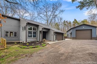 3283 Lorrimar Lane, Saugatuck, MI 49453