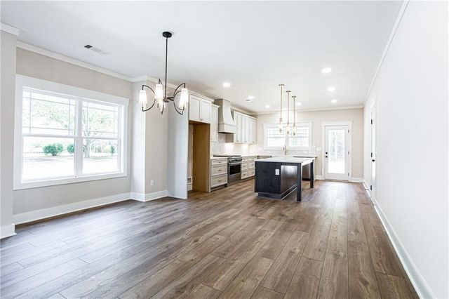 2044 Bennett Road, Grayson, GA 30017